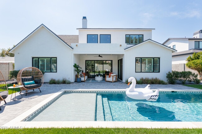 property at 4007 N 34th St