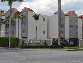 6155 NW 186th St, Unit 210 in Hialeah, FL - Building Photo