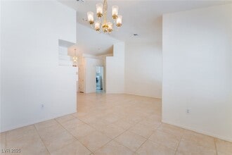 5124 Appealing Ct in Las Vegas, NV - Building Photo - Building Photo