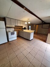 8186 W Fairoak Ct in Crystal River, FL - Building Photo - Building Photo