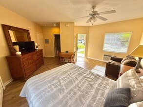8294 Mulligan Cir in Port St. Lucie, FL - Building Photo - Building Photo