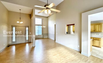 6065 Gibbs Ln in Ooltewah, TN - Building Photo - Building Photo