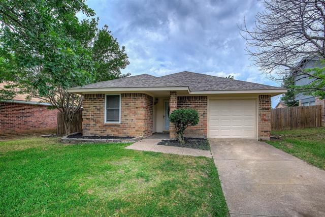 6729 Windwillow Dr in Fort Worth, TX - Foto de edificio - Building Photo