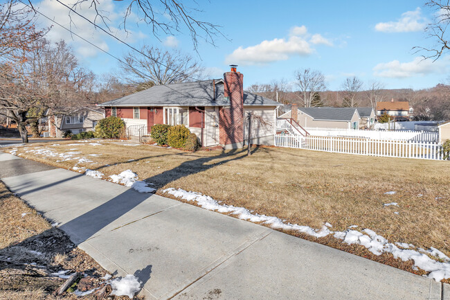 20 Fairchild Rd in Stratford, CT - Building Photo - Building Photo