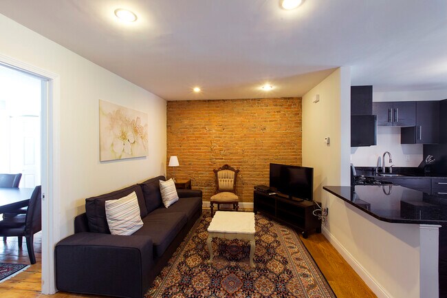237 Northampton St, Unit 1 in Boston, MA - Building Photo - Building Photo
