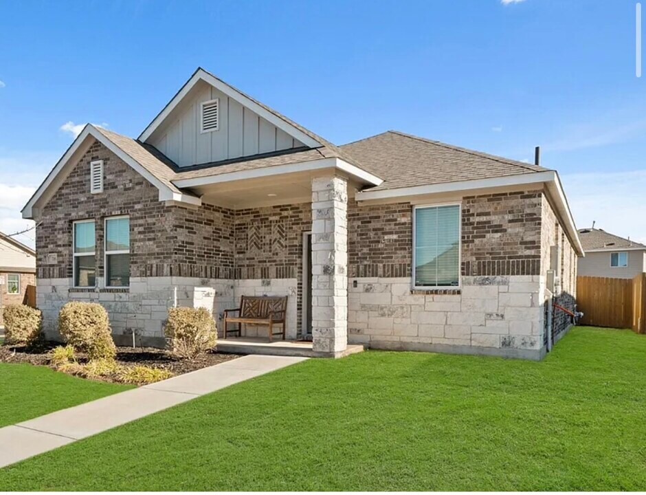 716 Bridle Creek Dr in Georgetown, TX - Building Photo