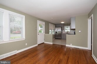 732 N Tyson Ave in Glenside, PA - Building Photo - Building Photo