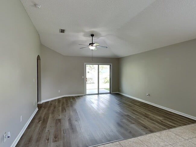167 Patriot Ln in Elkton, FL - Building Photo - Building Photo