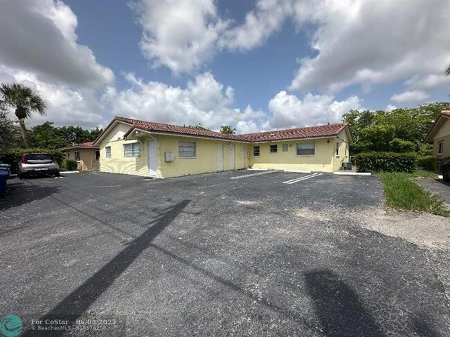 property at 3600 Riverside Dr