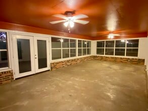 613 NW Sandra Ln in Burleson, TX - Building Photo - Building Photo