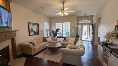 18028 Andalucia Dr in Edmond, OK - Building Photo - Building Photo