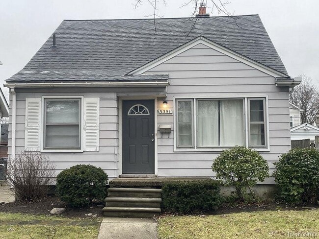 property at 3351 Garden Ave