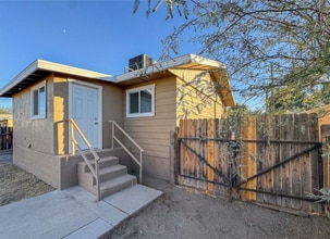 804 Vine St in Needles, CA - Building Photo - Building Photo