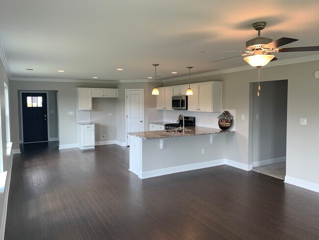 159 Daffodil Ct in Dothan, AL - Building Photo - Building Photo