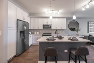 21599 W Field Ct-Unit -1-114 in Deer Park, IL - Building Photo - Building Photo