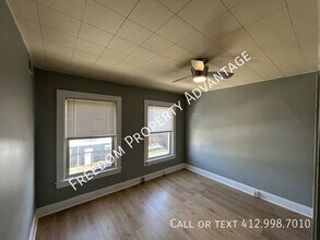 355 Maplewood Ave in Ambridge, PA - Building Photo - Building Photo