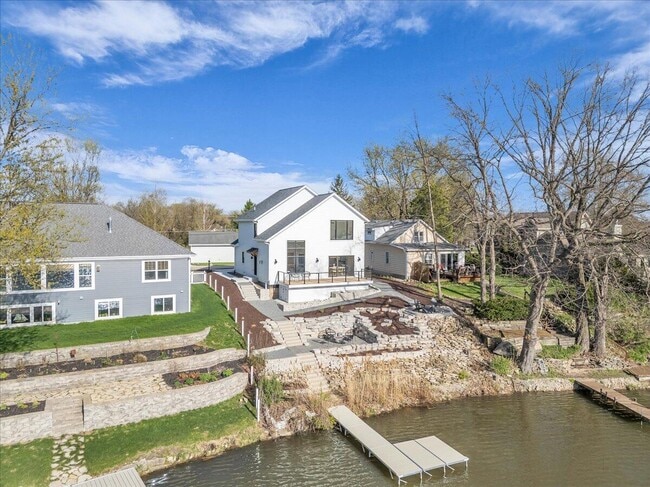 property at 6255 S Linnie Lac Pl