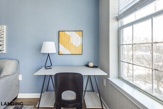 100 River Park Dr, Unit 137 in Raritan, NJ - Building Photo - Building Photo