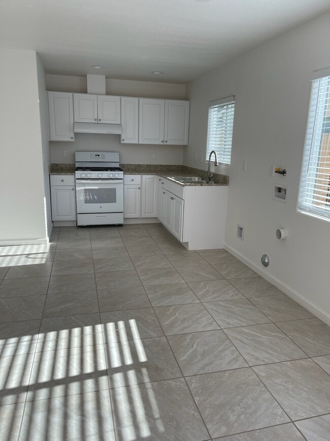 526 E Grant St, Unit #A