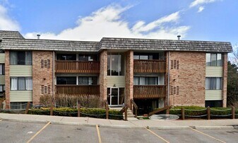 2140 Pauline Blvd, Unit 307 in Ann Arbor, MI - Building Photo