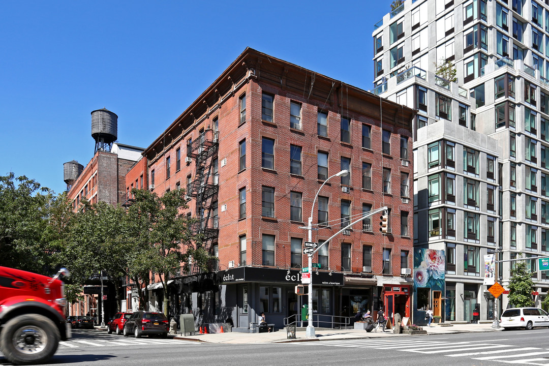 203 Tenth Ave in New York, NY - Foto de edificio
