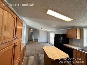 2737 W Washington Center Rd in Fort Wayne, IN - Building Photo - Building Photo
