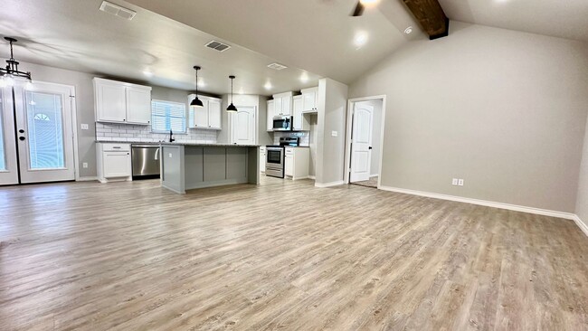 7409 E Keuka St in Idalou, TX - Building Photo - Building Photo
