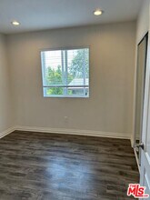 529 Benton Wy in Los Angeles, CA - Building Photo - Building Photo