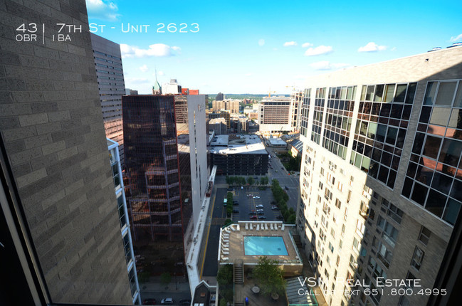 431 S 7th St-Unit -Unit 2623 in Minneapolis, MN - Building Photo - Building Photo