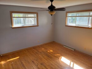 511 Keyes St, Unit Lower in Menasha, WI - Building Photo - Building Photo