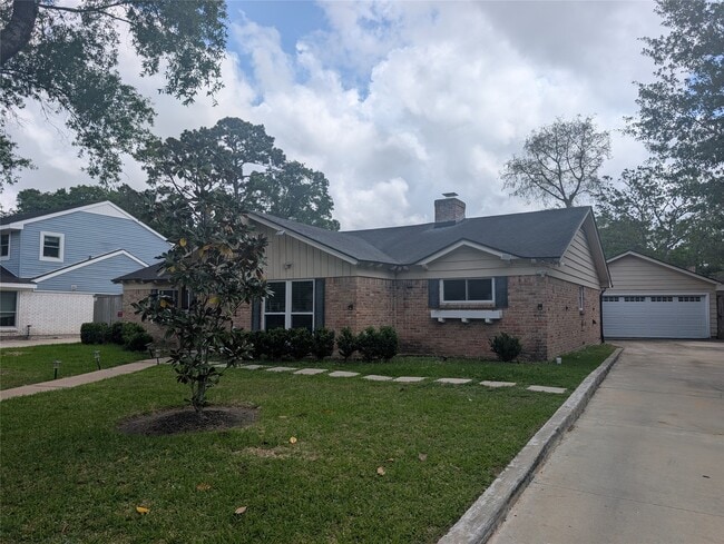 property at 4034 Shady Springs Dr