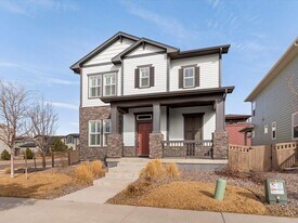 21201 E 60th Ave in Aurora, CO - Building Photo