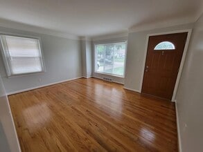 13568 Norborne Ave in Redford, MI - Building Photo - Building Photo