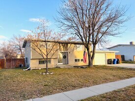 4459 S Butterfield St in Taylorsville, UT - Building Photo