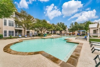 Parkside Crossing in Austin, TX - Foto de edificio - Building Photo