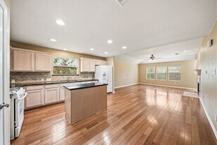 2010 Hanover Springs Ln in Richmond, TX - Building Photo