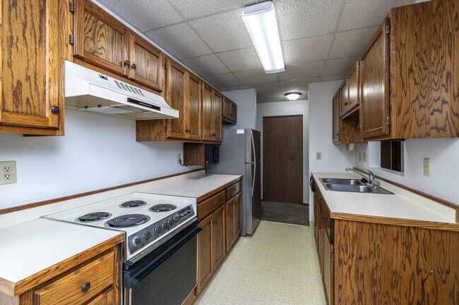 Block 6 Apartments in Fargo, ND - Foto de edificio - Interior Photo