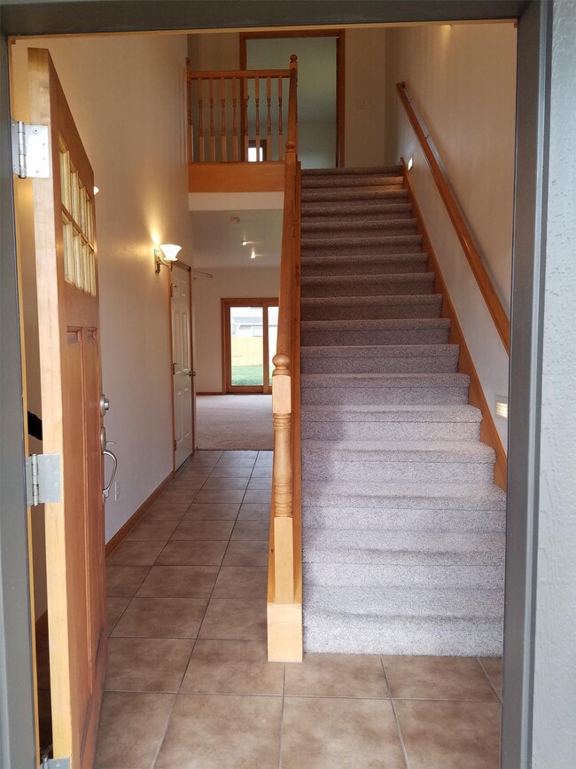856 Rogers Wy in Bozeman, MT - Building Photo - Building Photo