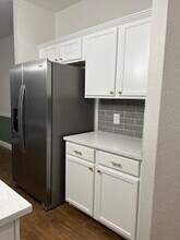 728 Sampson in Kyle, TX - Building Photo - Building Photo