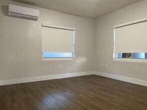 3098 SW 6th St in Miami, FL - Foto de edificio - Building Photo