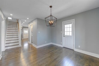 3 Clinton St in Glen Cove, NY - Building Photo - Building Photo
