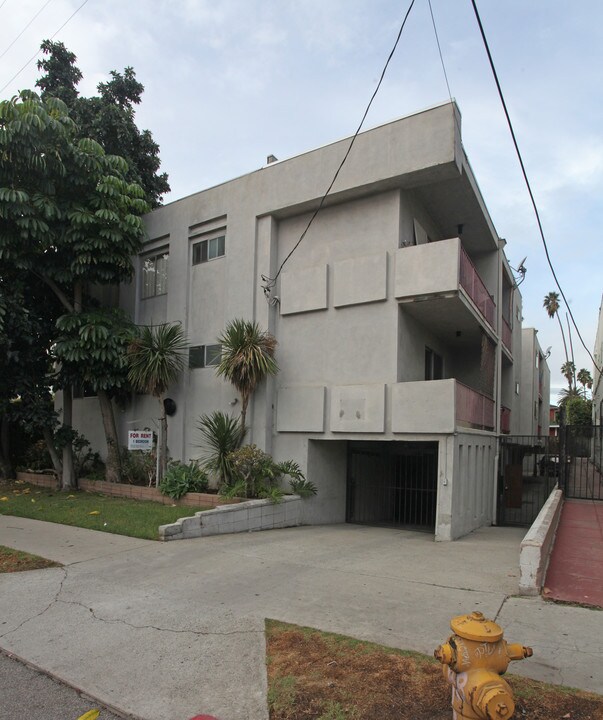 1759 N Wilton Pl in Los Angeles, CA - Foto de edificio