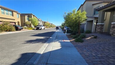 10971 Meridian Flds Ave in Las Vegas, NV - Building Photo - Building Photo