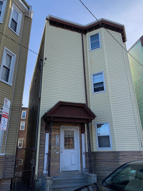 65 Morris Street, Boston, MA 02128 in Boston, MA - Building Photo