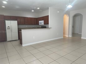 9238 SW 170th Ave in Miami, FL - Building Photo - Building Photo