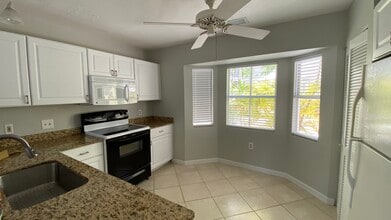 1075 Duval St, Unit R28 in Key West, FL - Building Photo - Building Photo