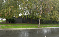 Ashlan Terrace in Fresno, CA - Building Photo - Building Photo