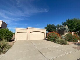 2165 N Camino Agrios in Tucson, AZ - Building Photo