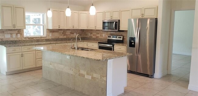 1876 Atwater Dr in North Port, FL - Building Photo - Building Photo