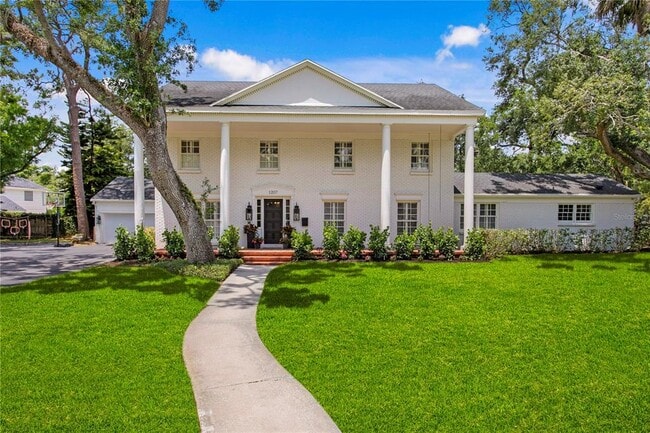 property at 1207 Druid Ln